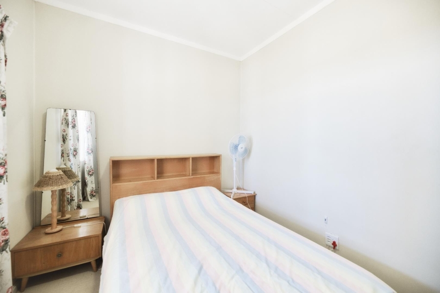 5 Bedroom Property for Sale in De Kelders Western Cape